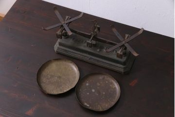 アンティーク雑貨　フランスアンティーク　シャビーな風合いがおしゃれな天秤(はかり、スケール)(R-037771)