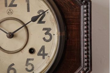 アンティーク雑貨　上品でレトロなデザインの八角掛け時計(柱時計、振り子時計)(R-037776)