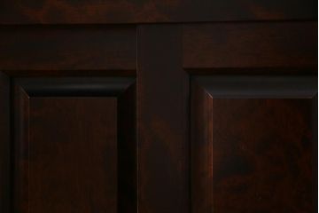 中古　北海道民芸家具　ガラス引き戸のシックな食器棚(カップボード、収納棚)(R-037781)