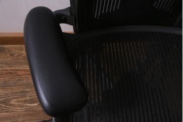中古　Hermanmiller(ハーマンミラー社)　アーロンチェア(オフィスチェア、椅子、イス)(定価約19万円)(R-037782)