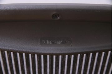 中古　Hermanmiller(ハーマンミラー社)　アーロンチェア(オフィスチェア、椅子、イス)(定価約19万円)(R-037782)