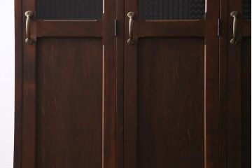 ラフジュ工房オリジナル　ヒノキ無垢材・ヒバ材　チェッカーガラス入り　ノスタルジックな雰囲気漂う3人用ロッカー(ワードローブ)(R-037783)