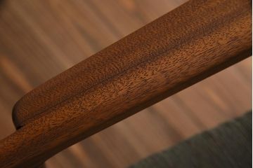 ヴィンテージ家具　北欧ビンテージ　チーク材　ぬくもりを感じる昔懐かしいダイニングチェア(椅子)(R-037787)