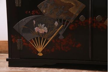 ビンテージ　国産工芸家具　漆塗り・螺鈿細工　上質な和の雰囲気漂う茶棚(飾り棚、収納棚、ヴィンテージ)(R-037788)