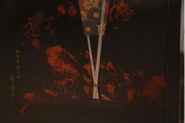 ビンテージ　国産工芸家具　漆塗り・螺鈿細工　上質な和の雰囲気漂う茶棚(飾り棚、収納棚、ヴィンテージ)(R-037788)