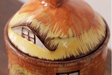 ヴィンテージ雑貨　イギリス　Price & Kensington(プライス&ケンジントン)　Cottage Ware　ビスケットポット(ジャー、小物入れ、ビンテージ)(R-037789)