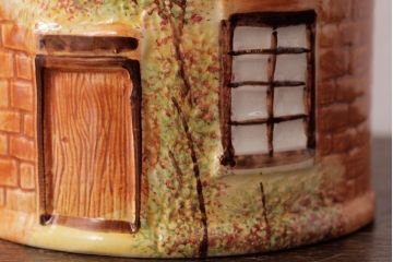 ヴィンテージ雑貨　イギリス　Price & Kensington(プライス&ケンジントン)　Cottage Ware　ビスケットポット(ジャー、小物入れ、ビンテージ)(R-037789)