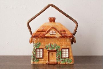 ヴィンテージ雑貨　イギリス　コテージ型のビスケットポット(ジャー、小物入れ、ビンテージ)(R-037792)