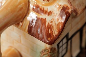 アンティーク雑貨　イギリスアンティーク　ハウス型の可愛らしいティーポット(R-037800)