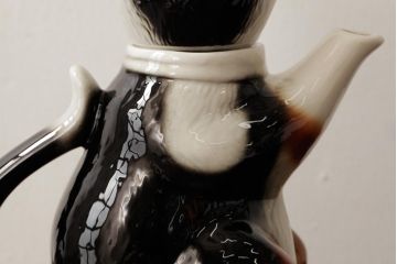 ヴィンテージ雑貨　イギリスビンテージ　Tony wood(トニーウッド)　三毛猫型のティーポット(ネコ型ポット、茶器)(R-037802)