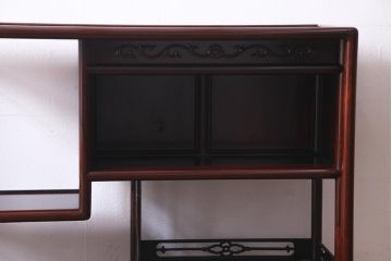 ビンテージ家具　指物家具　紫檀と漆が上品さ醸し出す茶棚(収納棚、飾り棚)(R-037809)