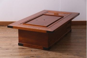 中古　民芸家具　ケヤキ材　乱れ杢　迫力のある杢目の流れが見事な関西火鉢(長火鉢、囲炉裏、座卓)(R-037813)