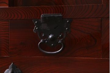 ビンテージ家具　国産民芸家具　ケヤキ材の杢目が美しい高級感あふれる米沢車箪笥(帳場箪笥)(R-037816)