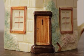 ヴィンテージ雑貨　イギリス　Keele St. Pottery(KSP)　COTTAGEWARE(コテージウェア)　ミルクジャグ&シュガーポット(クリーマー、ビンテージ)(R-037819)