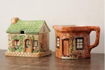 ヴィンテージ雑貨　イギリス　Keele St. Pottery(KSP)　COTTAGEWARE(コテージウェア)　ミルクジャグ&シュガーポット(クリーマー、ビンテージ)(R-037820)