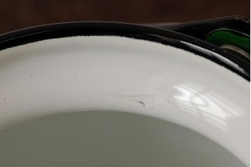 ヴィンテージ雑貨　ポーランド製　レトロなグリーンがおしゃれなホーローケトル(キッチン雑貨、やかん、ビンテージ)(R-037821)