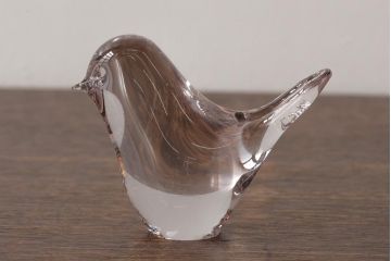 アンティーク雑貨　イギリス　鳥　ガラスのペーパーウエイト(ディスプレイ、重し)(R-037822)