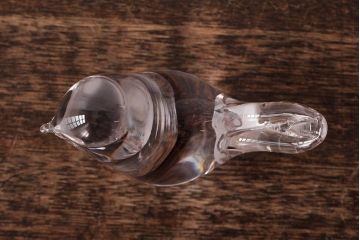 アンティーク雑貨　イギリス　鳥　ガラスのペーパーウエイト(ディスプレイ、重し)(R-037822)