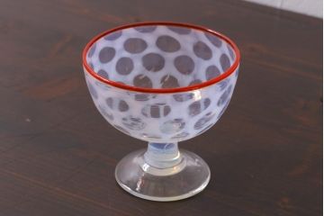 アンティーク雑貨　大正期　赤縁乳白水玉紋碗形　氷コップ(拭きガラス)(R-037826)