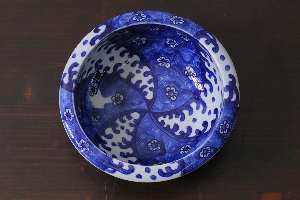 アンティーク雑貨　明治期　花波ねじり文　ベロ藍　染付深鉢・大(R-037831)