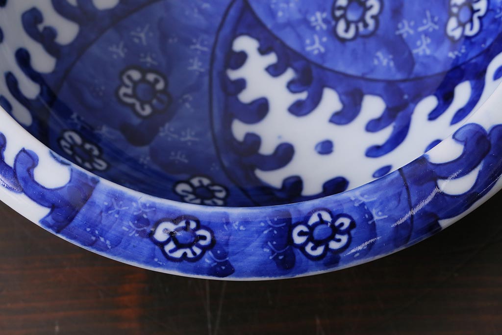 アンティーク雑貨　明治期　花波ねじり文　ベロ藍　染付深鉢・大(R-037831)