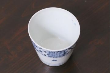 アンティーク雑貨　江戸中期　古伊万里　幾何学文蕎麦猪口(R-037839)