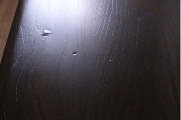 ヴィンテージ家具　イギリスビンテージ　ERCOL(アーコール)　Old Colonial(オールドコロニアル)　ニレ材　気品と風格が漂うカップボード(食器棚、飾り棚)(R-037854)
