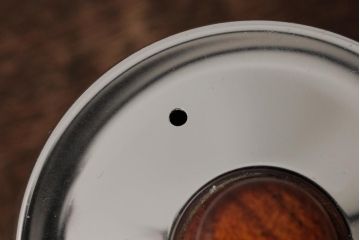 ヴィンテージ雑貨　イギリス製　SONA社　木製の取っ手が可愛らしいアルミポット(ティーポット、コーヒーポット、ビンテージ)(R-037861)