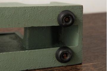 アンティーク雑貨　ニチバン　鋳造　重厚な佇まいが格好いいテープカッター(R-037863)