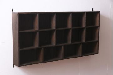 ラフジュ工房オリジナル　古材リメイク家具　スタイリッシュな収納が叶う壁掛けマス目棚(壁掛け収納棚、ウォールラック)(R-037871)