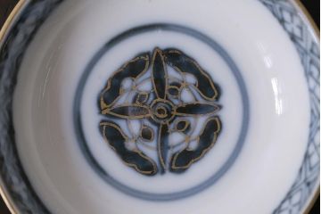 アンティーク雑貨　江戸期　色絵蓋付茶碗3個(伊万里)(R-037873)