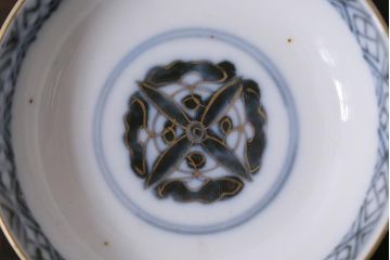 アンティーク雑貨　江戸期　色絵蓋付茶碗3個(伊万里)(R-037874)