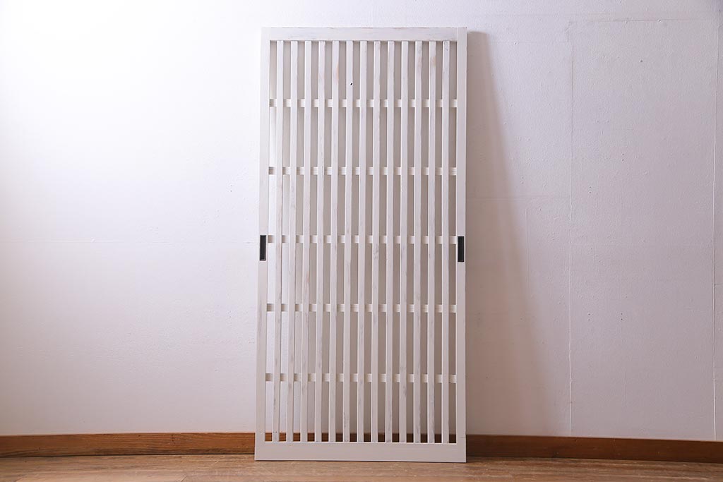 アンティーク建具　ホワイトペイントが爽やかな荒格子戸1枚(引き戸、建具)(R-037889)