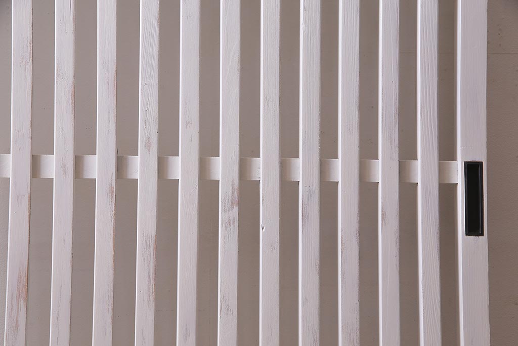 アンティーク建具　ホワイトペイントが爽やかな荒格子戸1枚(引き戸、建具)(R-037889)