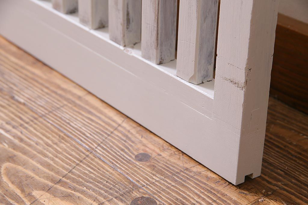 アンティーク建具　ホワイトペイントが爽やかな荒格子戸1枚(引き戸、建具)(R-037889)