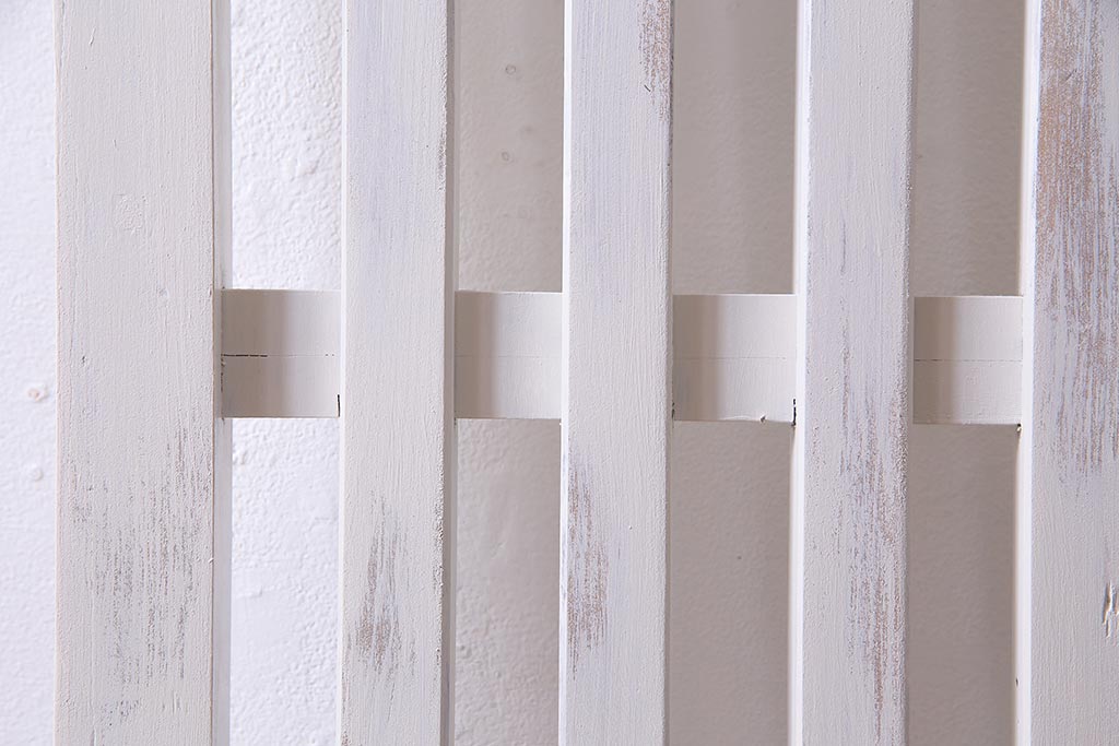 アンティーク建具　ホワイトペイントが爽やかな荒格子戸1枚(引き戸、建具)(R-037889)