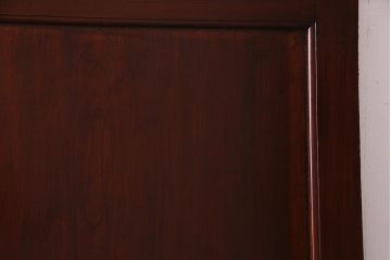 アンティーク建具　明治大正期　新潟産　総ケヤキ材一枚板・漆塗り　和の風格漂う蔵戸(建具、引き戸、玄関戸)(R-037892)