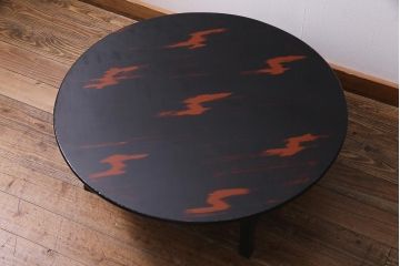 アンティーク家具　根来塗り　朱と黒の漆が味わい深い丸ちゃぶ台(折りたたみテーブル、ローテーブル)(R-037898)