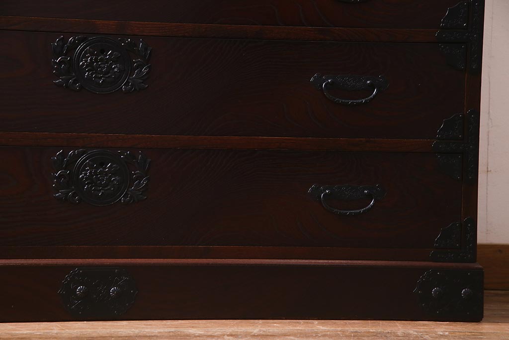 中古　筑後民芸家具　格式高い和の雰囲気を醸し出す120整理タンス(衣装箪笥、チェスト)(R-037902)