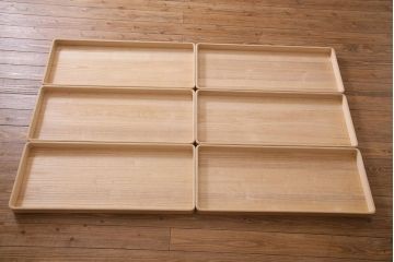 中古　伝統工芸品　田澤謙介作　隠し付き　梅の意匠金具がアクセントになった加茂総桐箪笥(総桐たんす、洋服タンス、衣装タンス)(定価約120万円)(R-037904)