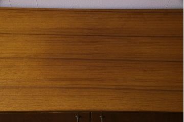 ヴィンテージ家具　イギリスビンテージ　WRIGHTON FURNITURE　北欧スタイルのサイドボード(リビングボード、収納)(R-037905)