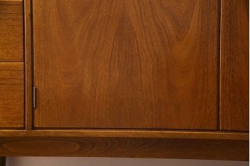 ヴィンテージ家具　イギリスビンテージ　WRIGHTON FURNITURE　北欧スタイルのサイドボード(リビングボード、収納)(R-037905)