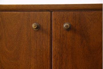 ヴィンテージ家具　イギリスビンテージ　WRIGHTON FURNITURE　北欧スタイルのサイドボード(リビングボード、収納)(R-037905)
