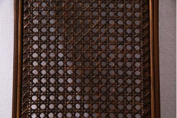 ヴィンテージ家具　北欧ビンテージ　G-PLAN(ジープラン)　メッシュバックがアクセントのダイニングチェア(椅子)(R-037910)