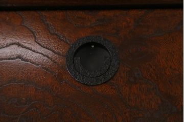 中古　駿河民芸　民芸家具　美しい杢目と金具が目を引く角火鉢(木製火鉢、長火鉢、囲炉裏)(R-037918)
