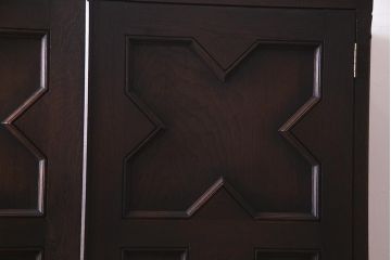中古　神戸家具　永田良介商店　鏡付き　シックな佇まいのワードローブ(洋服タンス、衣装タンス)(R-037927)