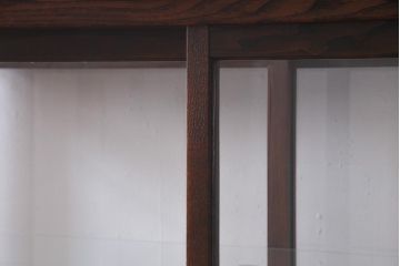 アンティーク家具　和製アンティーク　総栗材　激レア!両面引き戸　大正ロマンの雰囲気漂うガラスケース(ショーケース、陳列棚)(R-037928)