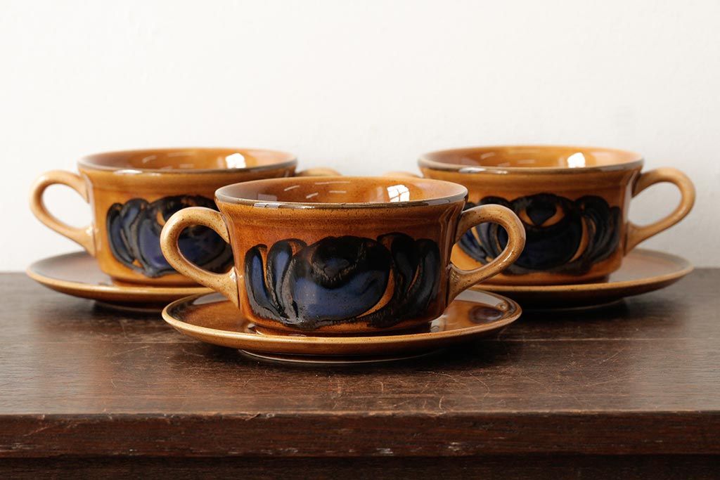 ヴィンテージ雑貨　北欧ビンテージ　落ち着いた温もり感じるスープカップ&ソーサー3客セット(洋食器)(R-037959)