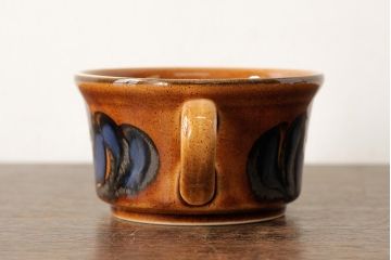 ヴィンテージ雑貨　北欧ビンテージ　落ち着いた温もり感じるスープカップ&ソーサー3客セット(洋食器)(R-037959)