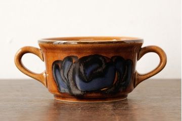 ヴィンテージ雑貨　北欧ビンテージ　落ち着いた温もり感じるスープカップ&ソーサー3客セット(洋食器)(R-037959)